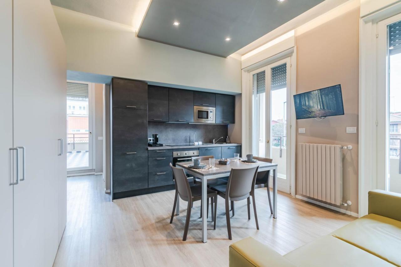 Appartement Pavia Tower - By Host4U Extérieur photo