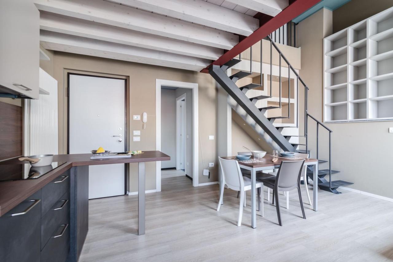 Appartement Pavia Tower - By Host4U Extérieur photo