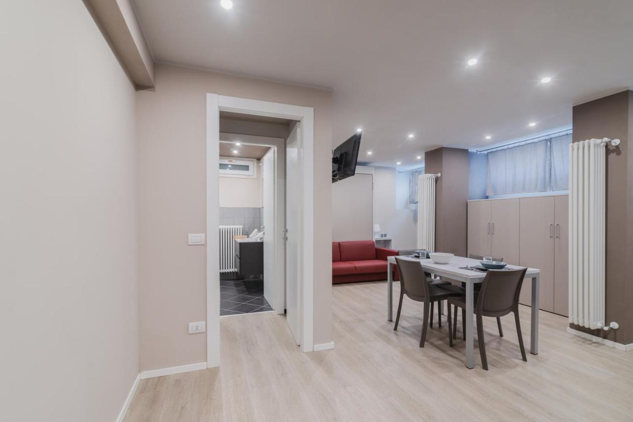 Appartement Pavia Tower - By Host4U Extérieur photo