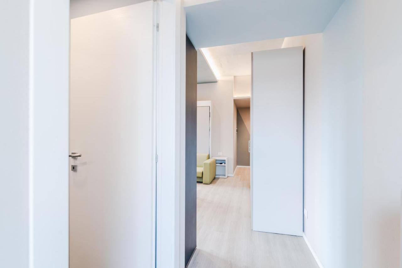 Appartement Pavia Tower - By Host4U Extérieur photo
